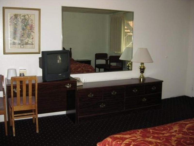 Tomac Motor Inn Morris Plains Экстерьер фото